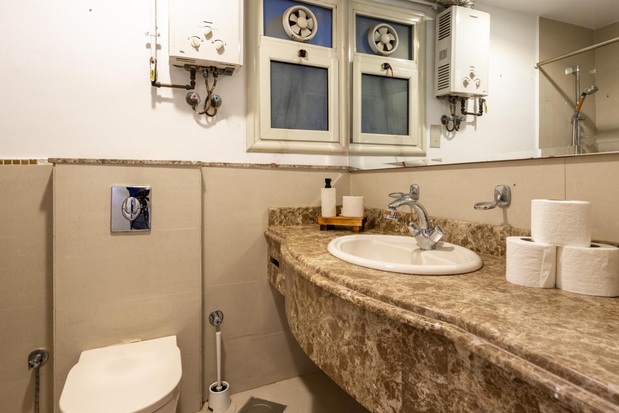 Apartment Moderne Mit Smart-tv, 2min Zum Nil In Zamalek
