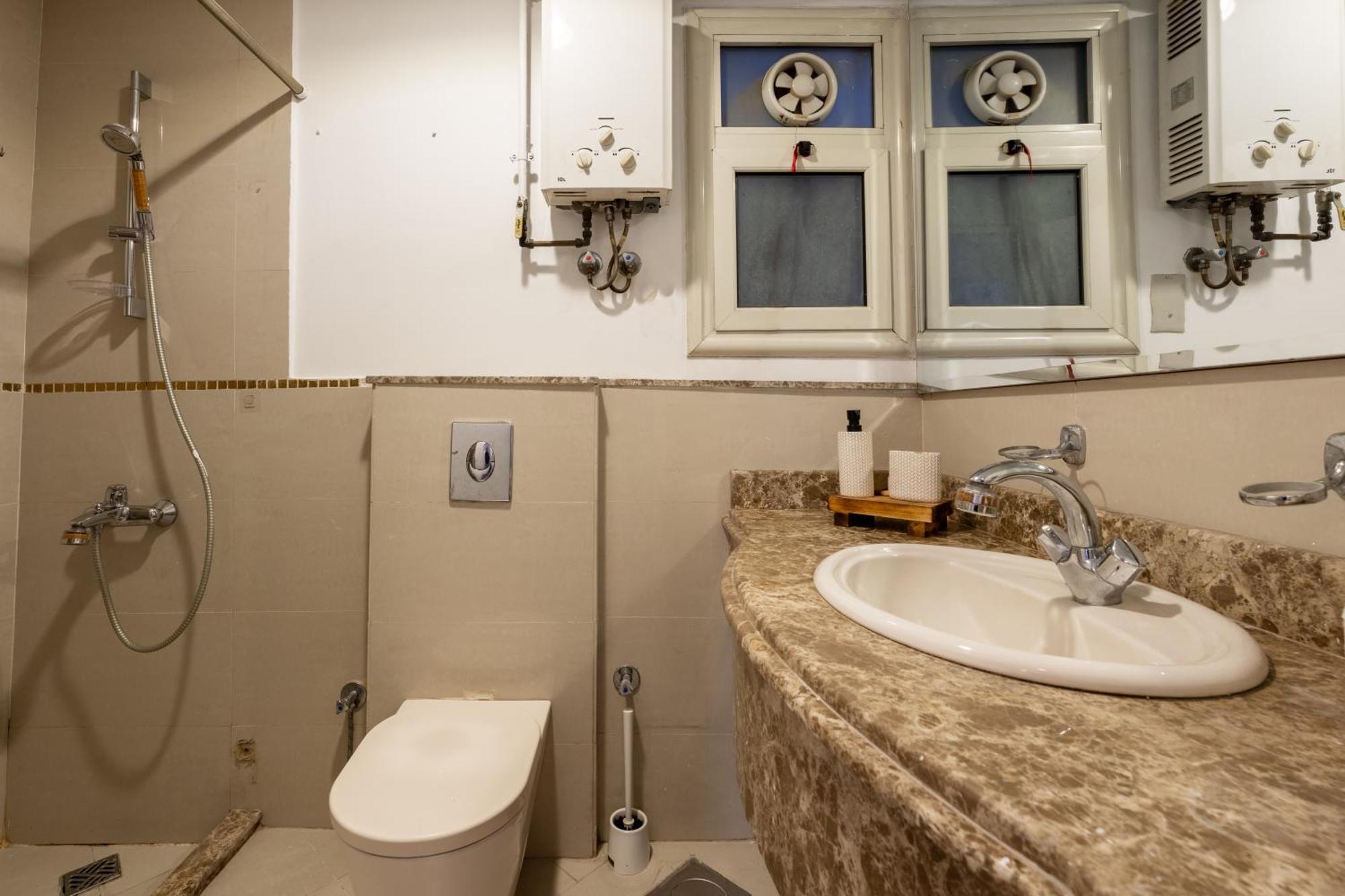 Moderne Mit Smart-tv, 2min Zum Nil In Zamalek * Cairo
