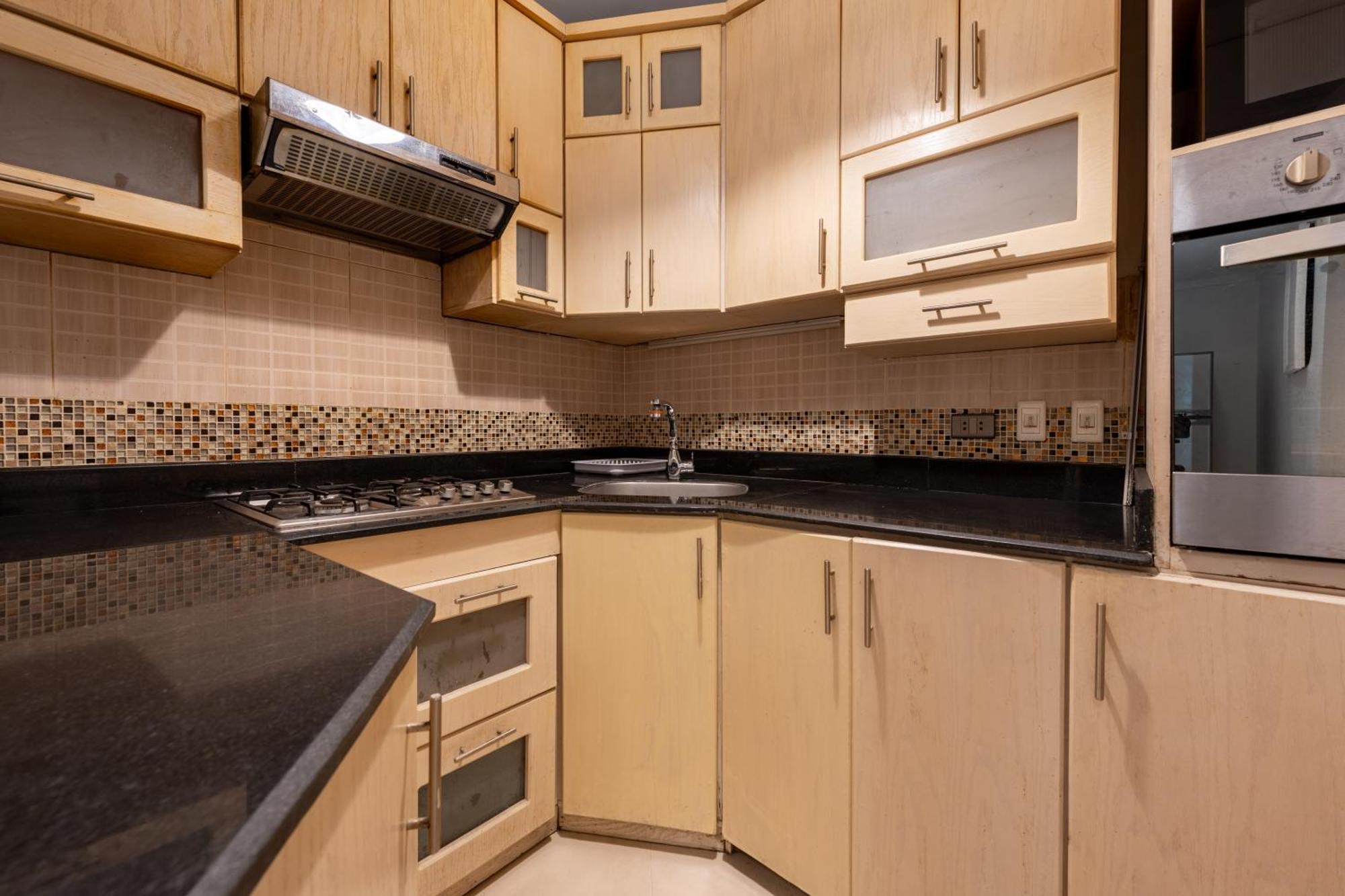 Apartment Moderne Mit Smart-tv, 2min Zum Nil In Zamalek Cairo